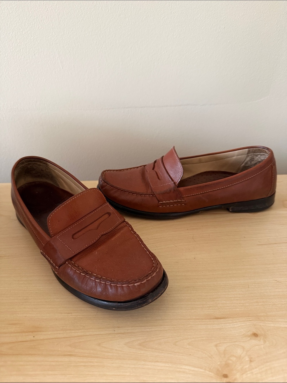 Cole Haan Brown Leather Loafers Size 7.5B Women’s Classic Preppy Office